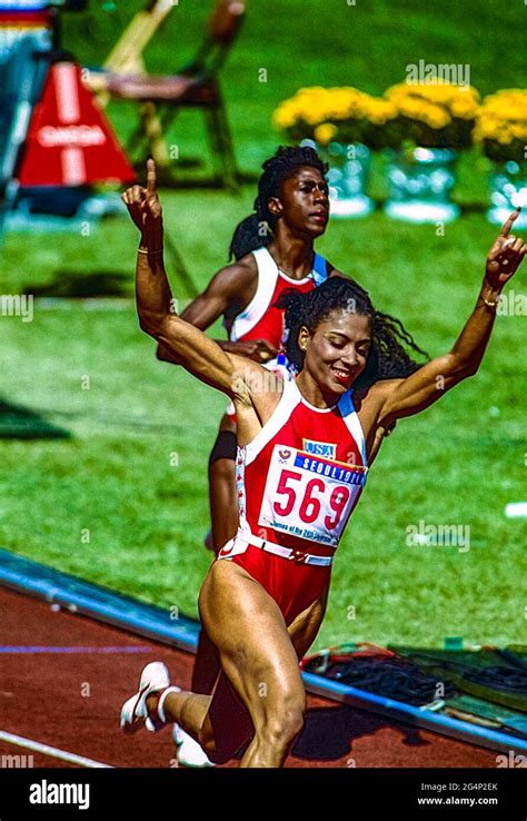 Florence Griffith Joyner Usa Wins The Gold Medal In The Womens 100m Final At The 1988 Olympic