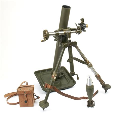 Original Us Wwii M2 60mm Display Mortar With M4 Collimator Sight And