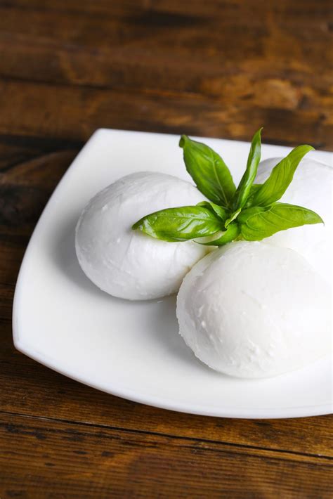 This Homemade Mozzarella Recipe Is Awesome And You Can Make It In 30