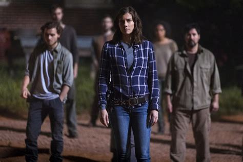 The Walking Dead Season 9 Trailer Teases Ricks End And Talking Zombies