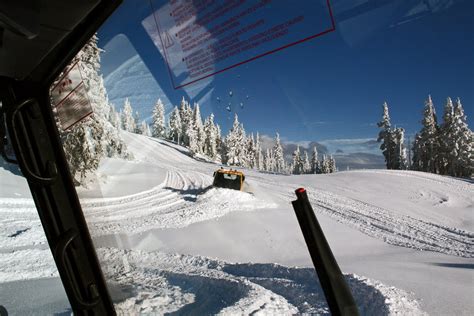 Vancouver Island Travel And Tourism Record Snow Dump At Mount Washington