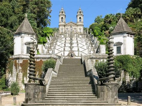 Braga combines its development with tradition in a quiet and peaceful coexistence. João Gilberto, Mafra, Bom Jesus de Braga e Museu Machado ...