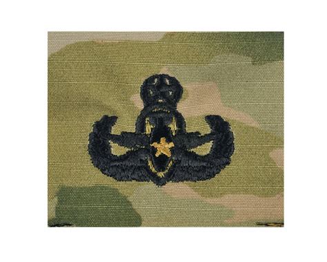 Army Embroidered Badge On Ocp Sew On Explosive Ordnance Disposal Master