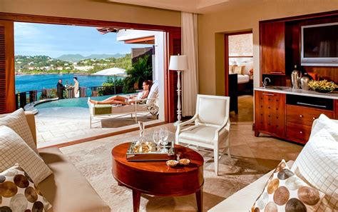 10 Most Romantic Caribbean Honeymoon Suites Sandals Caribbean Honeymoon Honeymoon Resorts