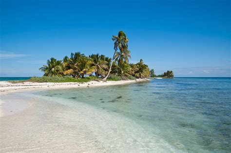 10 Best Beaches In Belize The Crazy Tourist