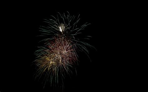 Download Wallpaper 3840x2400 Fireworks Sparks Sky Night Holiday