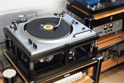 Pin By Axel Mustad On Hi Fidelity Not Hi End Hifi Turntable Turn