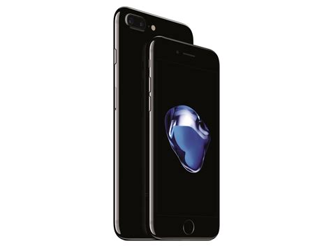 But it also might be a bit of a smudge magnet. iPhone 7 Jet Black vs Black: what's the difference