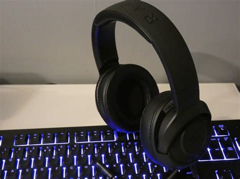 The standard kraken x headphones are marketed at £49.99, and the kraken x lite is currently sold as part of razer's epic gaming bundle, along with the cynosa. Razer Kraken X Lite Review | GearOpen