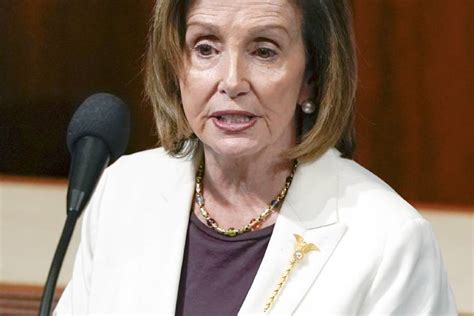 Pelosi Wont Seek Leadership Role Plans To Stay In Congress