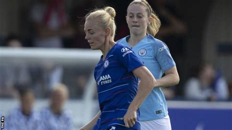 Sophie Ingle Chelsea Women Midfielder Extends Contract Until May 2021