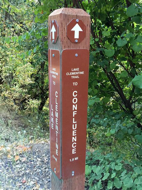 Lake Clementine Trail At The Auburn State Recreation Area