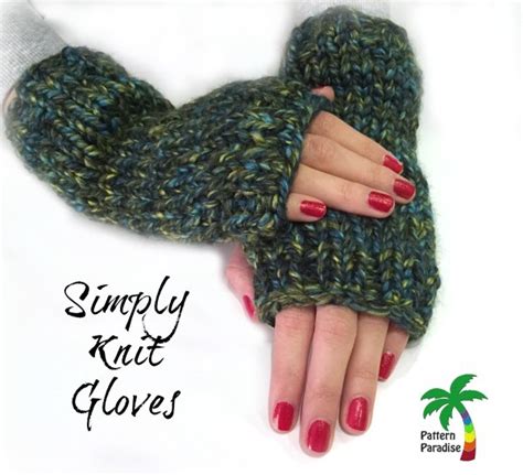 Grab a skein of soft, pretty yarn and choose one of these free fingerless gloves knitting patterns for your next weekend project. Easy Peasy Fingerless Gloves | AllFreeKnitting.com