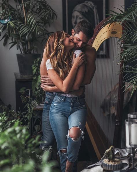 Best Cute Couples Kissing Ideas On Pinterest Couple Kissing Tumblr