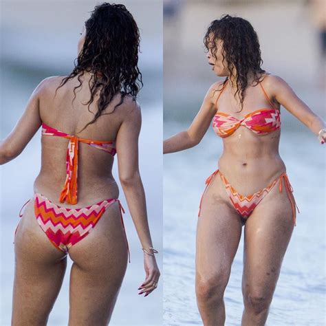 Omg Thickness 😍🔥👅 Thick Rihanna Rihanna Rihanna Bikini Rihanna Thick