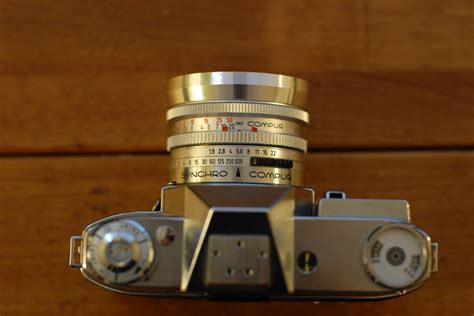 This Old Camera Kodak Retina Reflex Iii With 50mm F19 Schneider
