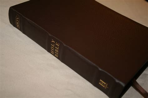 Holman Nkjv Large Print Personal Size Reference Bible Review