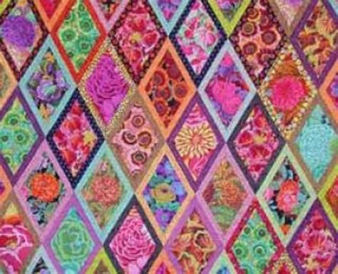 Design Your Own Fabrics With Different Batik Techniques Feltmagnet