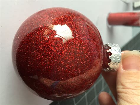 Amazingly Quick And Easy Glitter Ornaments Make How To Make