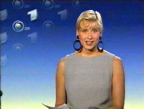 Andrea kiwi kiewel (* june 10 1965 in berlin, germany) is a german tv show host. Deutsche TV ansagerinnen: Andrea Kiewel august 1992 ARD TV ...