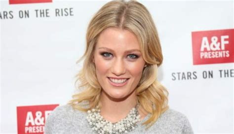 Ashley Hinshaw Measurements Height Weight Bra Size Shoe Size