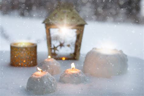图片素材 冬季 早上 庆典 冰 天气 假日 辉光 灯光 季节 十二月 圣诞节 融化 冷冻 晚上焕发 雪球