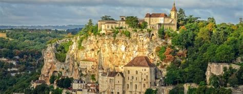 Rocamadour has several highlights well worth exploring, although it is the 'village as a perfect unity' which is really the big attraction. Rocamadour 2020 - Distrago