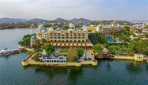 Best Luxury Hotels In Udaipur Sam India Tour