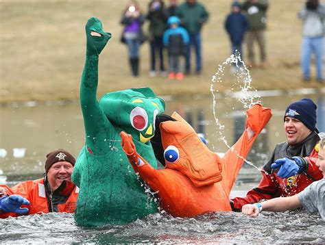 Freezin For A Reason Crowds Brave Icy Waters During Citys Annual