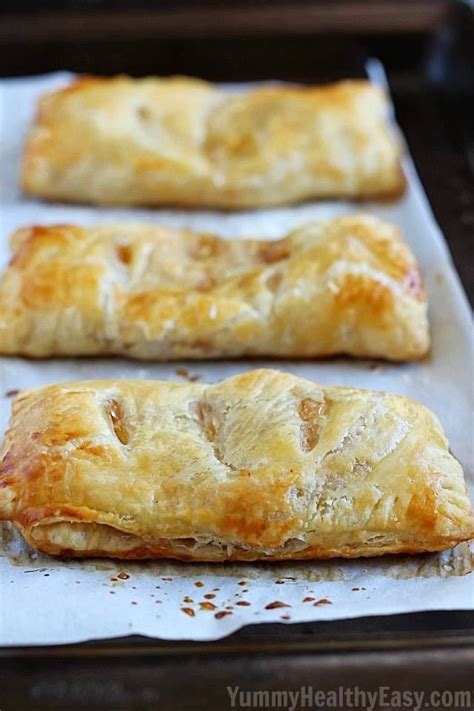 Easy Apple Hand Pies Flaky Puff Pastry Squares Filled With Homemade Easy Apple Pie Fillin
