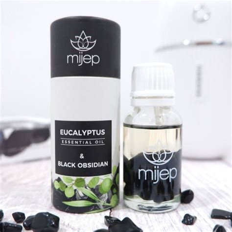 น้ำมันหอมระเหย-กลินยูคาลิปตัสกับหินออบซิเดียน 15 มล. น้ำหอมอโรม่า