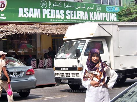 My favourite asam pedas restaurant in melaka only because. aku bukan bidadari: MELAKAgateway :: ASAM PEDAS SELERA ...