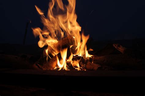 Campfire Camping Fire Flames Night 4k Wallpaper Coolwallpapersme