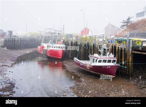 Wharfed Ship Hi Res Stock Photography And Images Alamy
