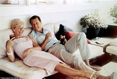 Doris Day dead: Silver screen icon dies of pneumonia aged ...