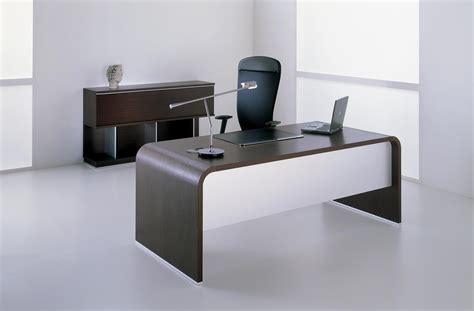 Difference between table and desk | furniture in Dubai ...