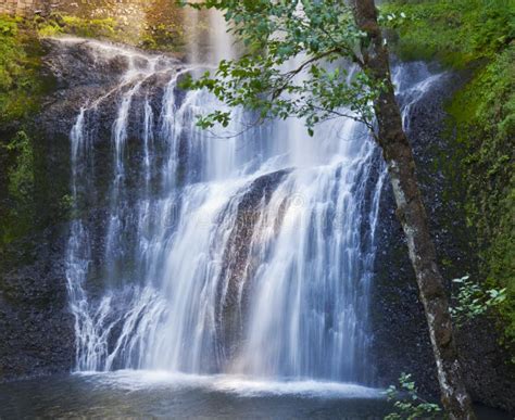 Waterfall Cascading In Lower South Falls In Silver Falls State Park