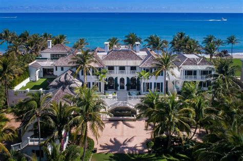 Tiger Woods Ex Puts Seaside Mansion On Market