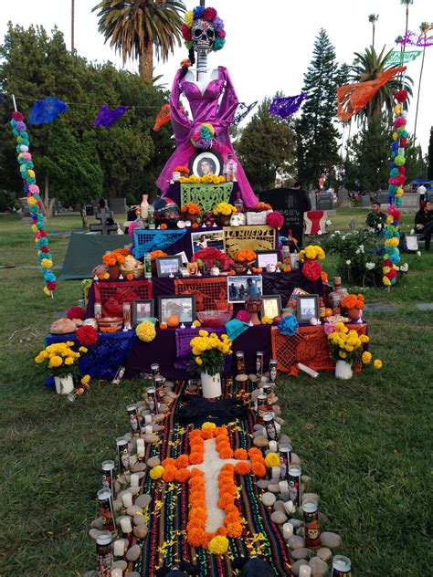 Dia The Los Muertos Altar Ofrenda Hollywood Forever Cemetery 2014