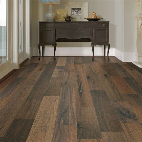 Shaw Floorte Exquisite 7 12 X 516 Engineered Rich Walnut Premium