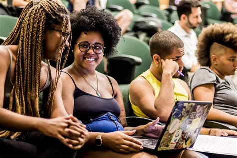 Cotas anos uma revolução nas universidades brasileiras Outras Palavras
