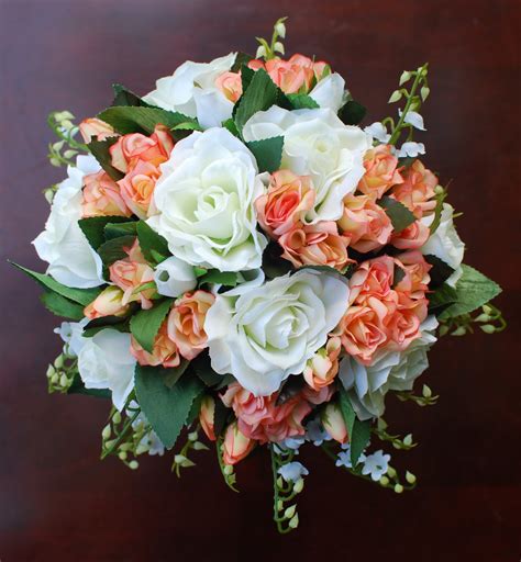 Today i will show you bridal hand tide bouquet, how to make wedding bouquets with artificial flowers, wedding hand bouquet tutorial, how to create your own. Silva Salazar Floral Productions: Silk Wedding Bouquets ...