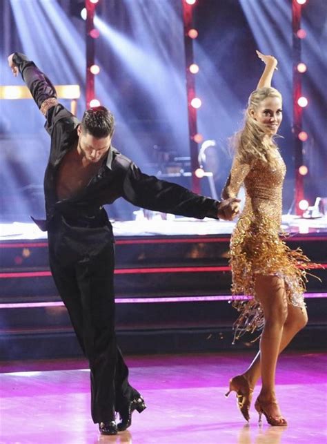 Who Got Voted Off Dancing With The Stars Tonight 102813 Celeb