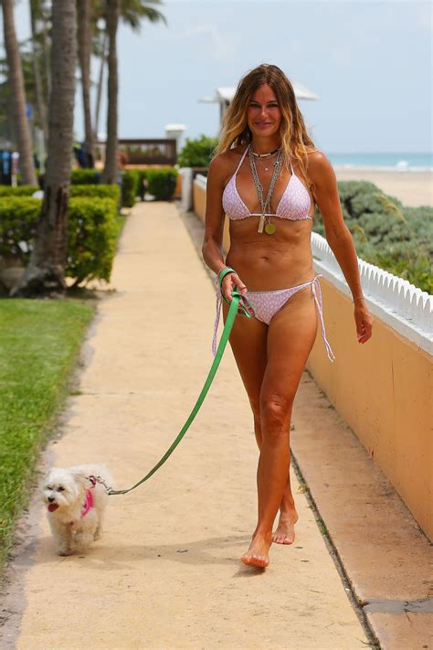 Fiftysomething Celebrity Kelly Bensimon Wearing A Sexy Bikini The