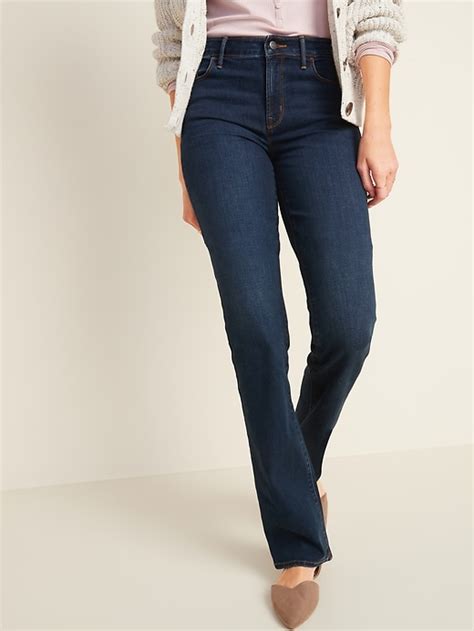 Top 10 Best Jeans For A Pear Shaped Body You Need In Your Closet My