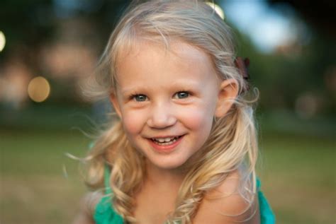 4 Tips For Connecting And Photographing Kids More Naturally