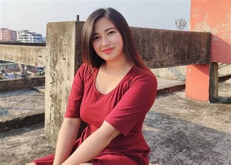 Janda Kaya Cantik Di Indonesia