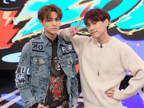 搜尋︰廖允杰 jaydaone 王子fb fans page搜尋︰王子 邱勝翊 毛弟fb fans page搜尋︰邱宇辰 chris 小杰instagram︰jaydaone111 王子instagram︰prince_pstar 毛弟instagram︰chrischiu1010. JPM誰最不紅？王子與邱宇辰秒答⋯兩人瞬間笑翻 | ETtoday星光雲 | ETtoday新聞雲