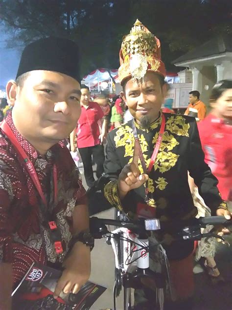 keuchik jangka alue pemenang pakaian adat terbaik hut ri  istana negara kabar bireuen