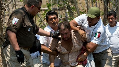 Mexican Police Raid Migrant Caravan Heading For Us Border